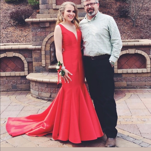 vienna fashions prom dress - Picture 4 of 4